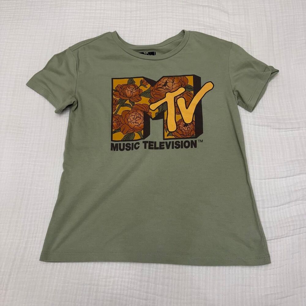 mtv floral graphic baby tee